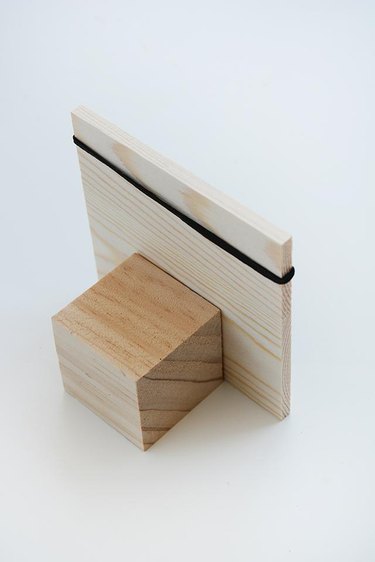 Modern Wood Block and Elastic Frames