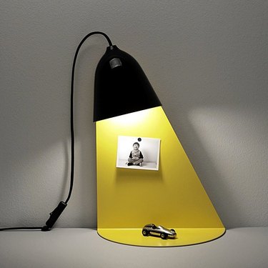 spotlight shelf lamp