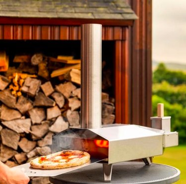 Ooni 3 Portable Wood-Fired Outdoor Pizza Oven