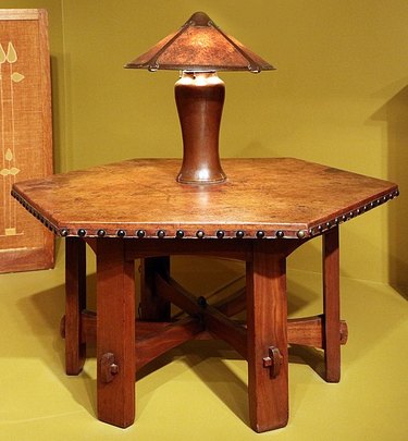 gustav stickley table with lamp