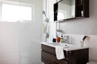 Budget-Friendly Bathroom Counter Decor: Affordable and Attractive – Sweet  Home Vibes