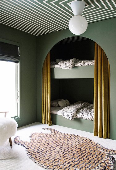 colors that go with green, ochre and green bedroom