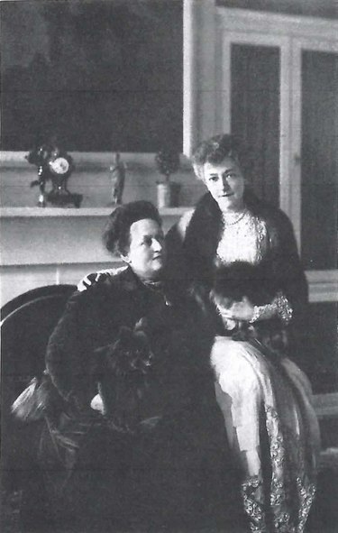 black and white photograph of Bessie Marbury and Elsie de Wolfe from My Crystal Ball, 1923