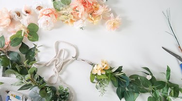 How to make a DIY Flower Garland 