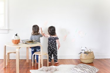 How to Remove Pencils Marks from Painted Walls