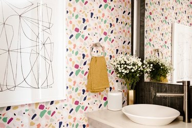 terrazzo wallpaper in bathroom