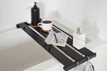 bathtub tray