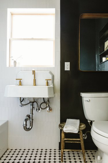 Apartment Bathroom Decor  How To Transform Your Rental Bathroom