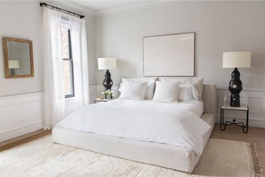 gray and white traditional bedroom color schemes