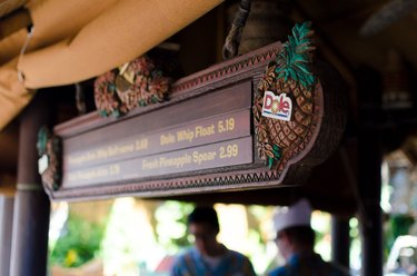 dole whip stand at disneyland