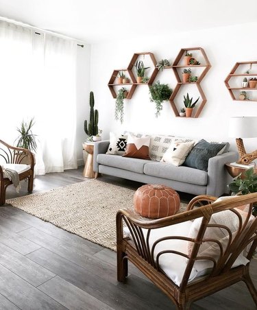 We've Spent All Day Dreaming About These 8 Living Room Wall Decor Ideas ...