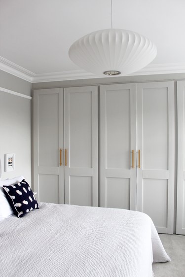 Minimalist modern closet door ideas for bedrooms