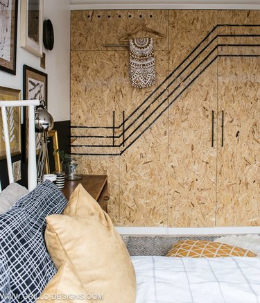 Striped wood closet door ideas for bedrooms