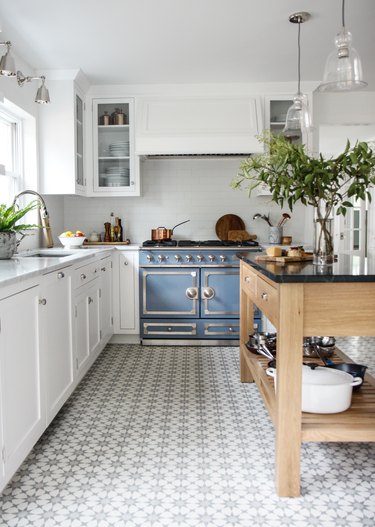 14 Gorgeous Kitchen Floor Tile Ideas