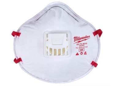 a milkwaukee n95 respirator with red straps