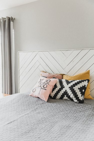 white DIY rustic headboard idea in bedroom