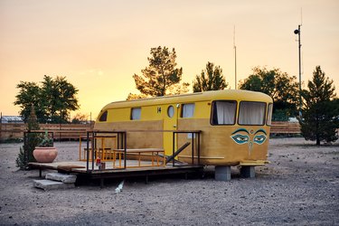 el cosmico hotel in marfa texas