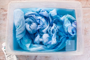 How to Ice Dye Fabric - Alice and Lois