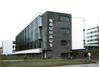 bauhaus building