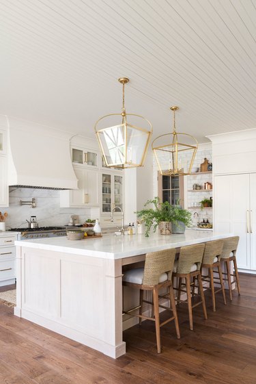 Wood and marble traditional kitchen island