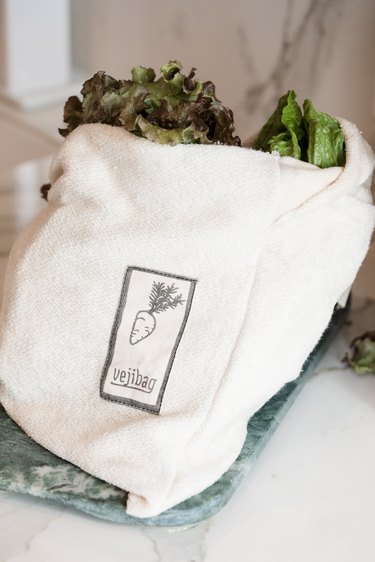 Cut down on plastic at home: veggie storage bags