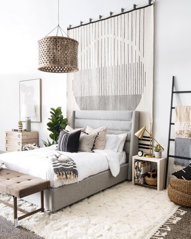 Small Bedroom Decor Ideas - allisa jacobs