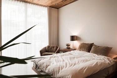 Bedroom, minimalist