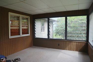 Three-season-porch before and after with white paint and light wood furniture
