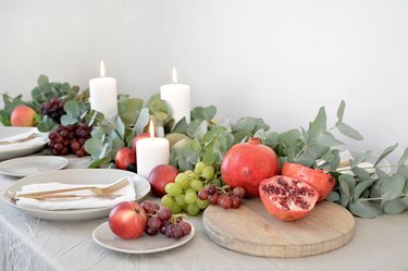 15 Thanksgiving Linen Ideas to Dress Up Your Table