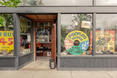 People's Records storefront