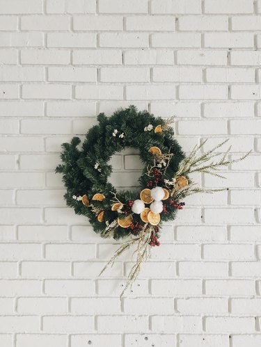 DIY Christmas wreath by Wit & Delight