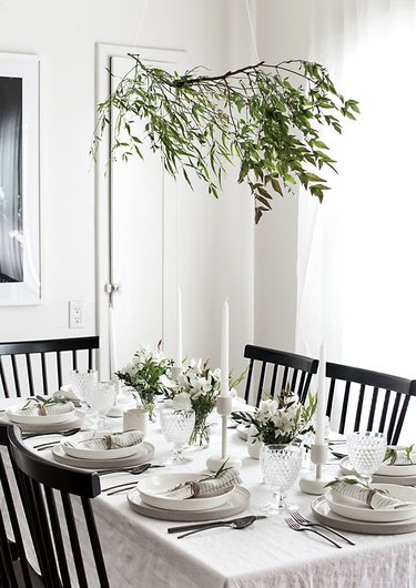 13 White Dining Rooms That Never Go Out, Rooms To Go White Dining Room Chairs
