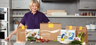Martha Stewart with a Marley Spoon meal box