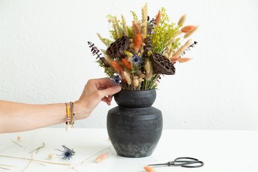 How to make a Thanksgiving Dried Floral Arrangement