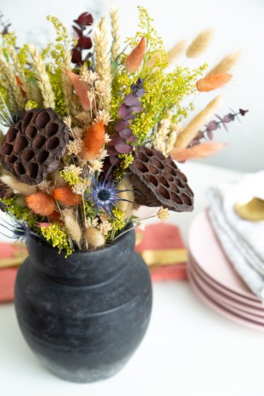 Thanksgiving Dried Flower Arrangement DIY - How to dye bunny tail grass