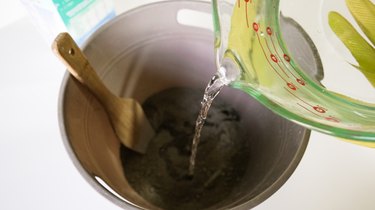 DIY Concrete Container for Kitchen Utensils