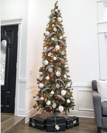 Black and white Christmas tree ribbon