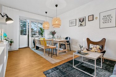 Dining room with Ikea Sinnerlig pendant