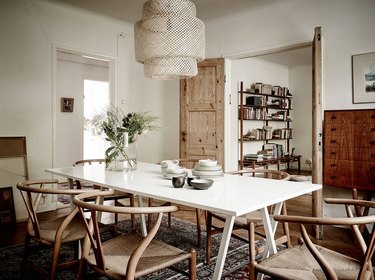 Dining room with Ikea Sinnerlig pendant