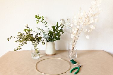 DIY Gold Hoop Wreath