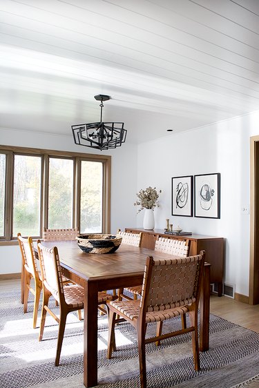 Midcentury dining room idea with walnut furniture