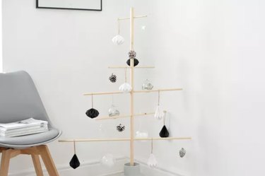 Christmas decor idea with wooden dowel DIY tree