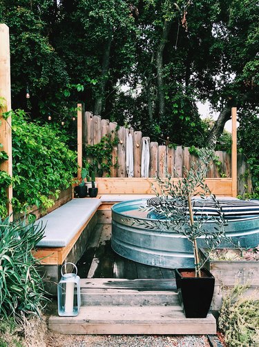 stock tank pool with seating