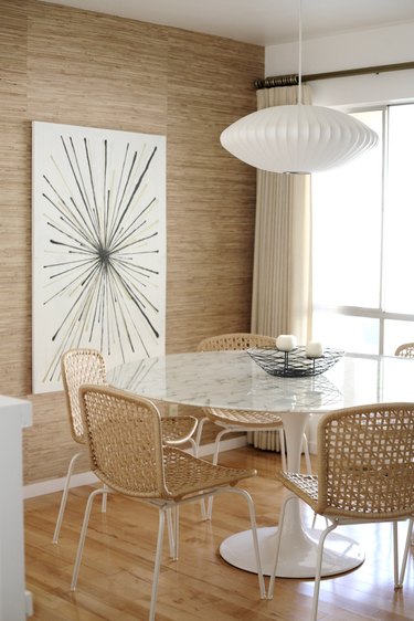 dining room wall idea with textured seagrass wallpaper