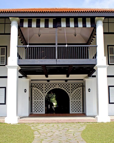 Black & White Bungalows Singapore