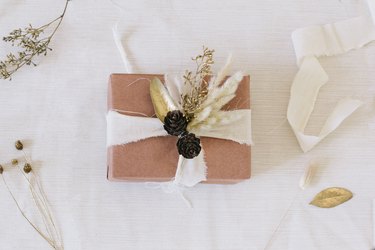 DIY Flower Gift Toppers - Tonality Designs