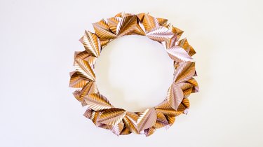 DIY Rosegold Wreath Using Recycled Aluminum Cans