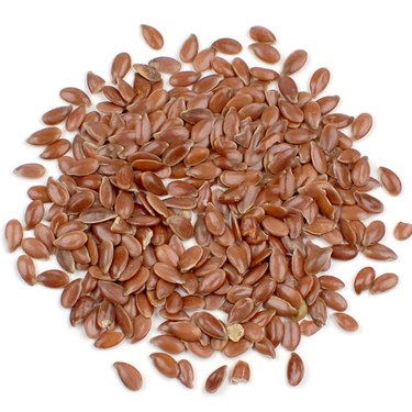 PIle of flax seeds.