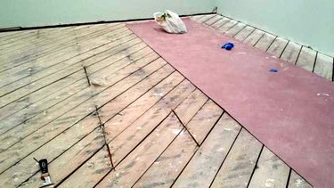 plank subfloor