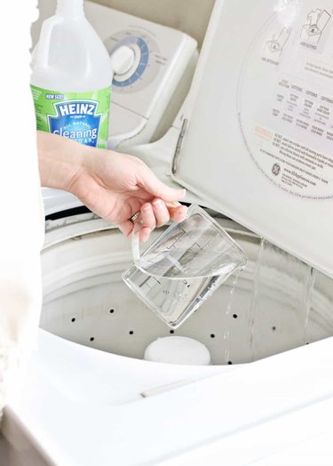 Adding vinegar to the washing machine